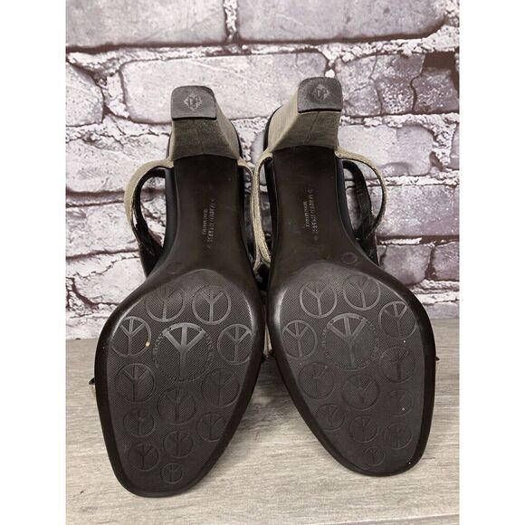 Donald J. Pliner Peggy Gray Shimmer Leather T- Strap Heels Sandals Women Sz 11M - Picture 13 of 16